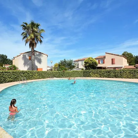 3 Bedroom Awesome In Casa de Férias